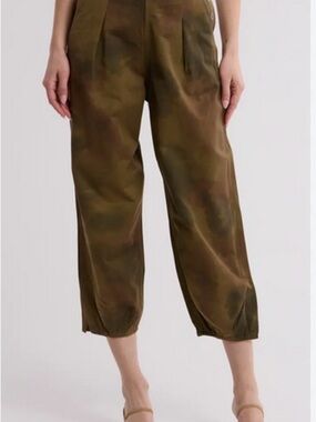 Ag Adriano Goldschmied Olive Cropped Wide-Leg Pants